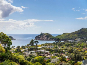 At Cathedral Cove - Hahei Holiday Home Hahei